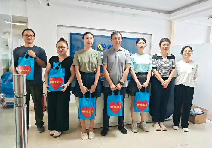 塘桥街道工会莅临上海国源钢尔新材料有限公司开展高温慰问